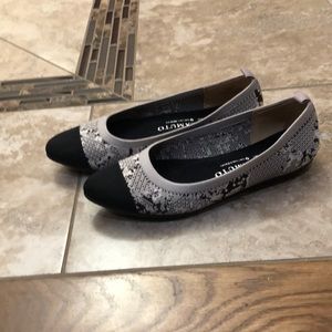 Vince Camuto slip on washable shoes
